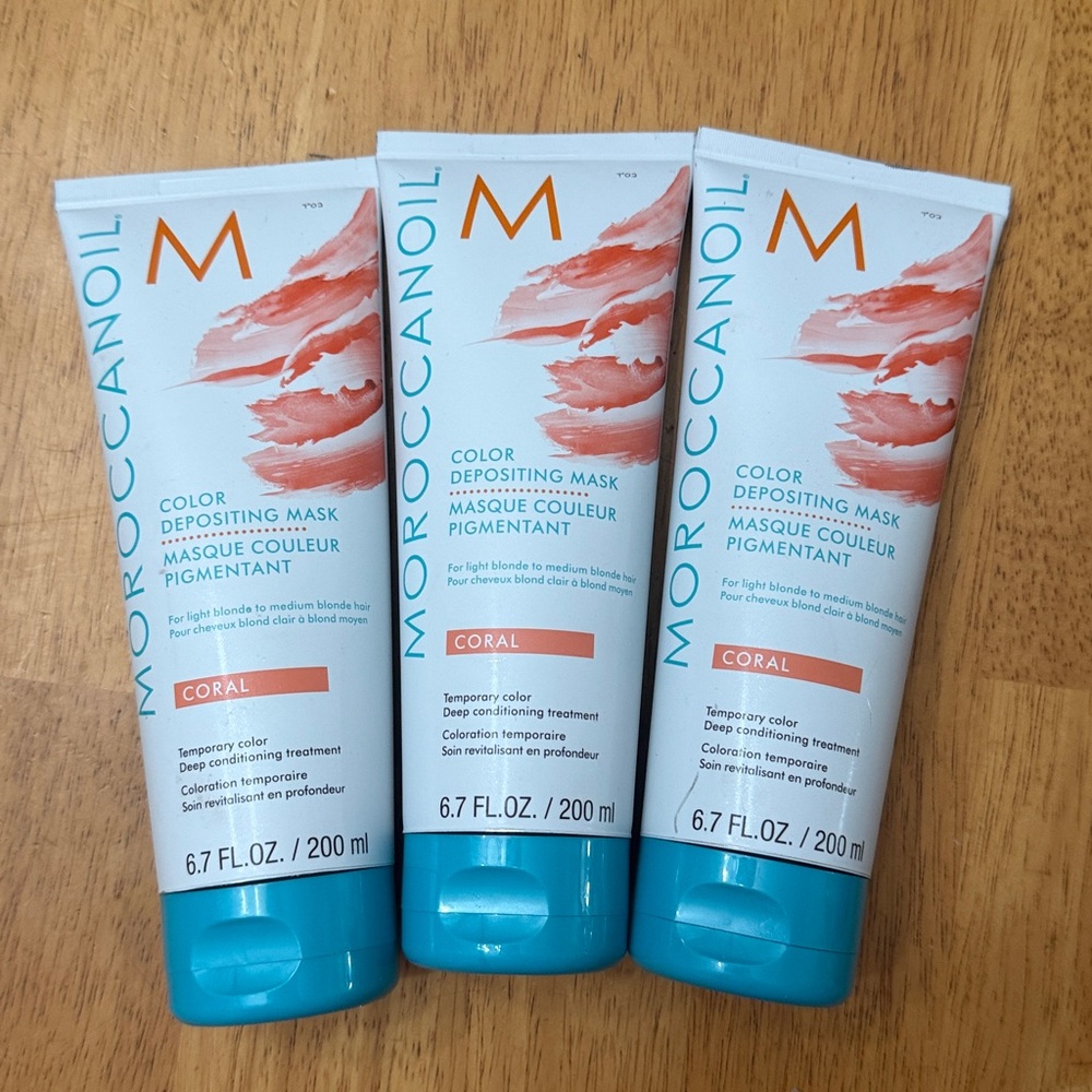 3 Moroccanoil color depositing mask